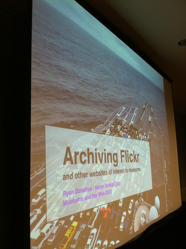 Technology news and reviews image